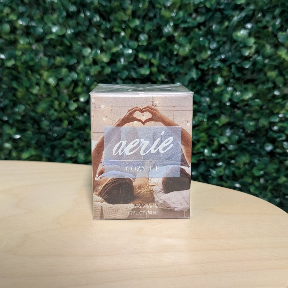 NEW Aerie Cozy Up EDT Spray 1.7 fl oz Discontinued